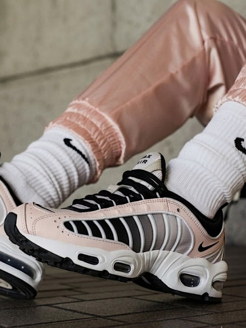 Nike Air Max Tailwind 4 Light Soft Pink Women's Shoes Size 5.5